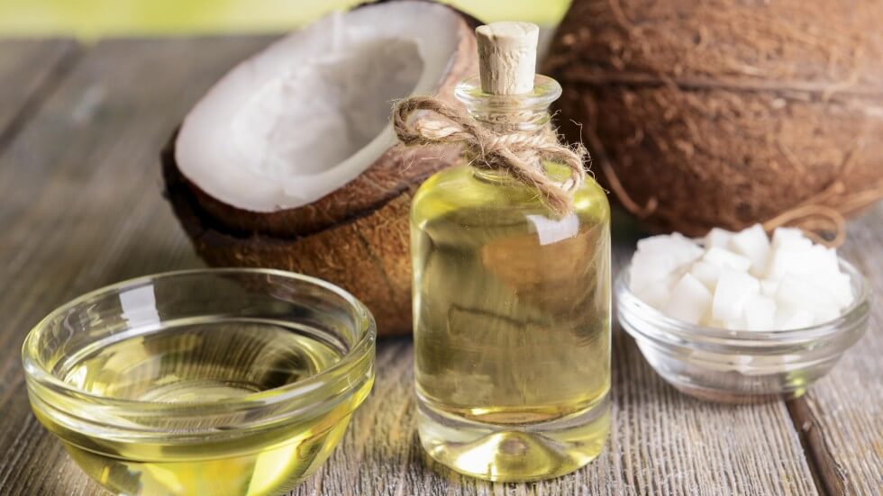 Tất tần tật những điều bạn cần biết về cách trị sẹo bằng dầu dừa